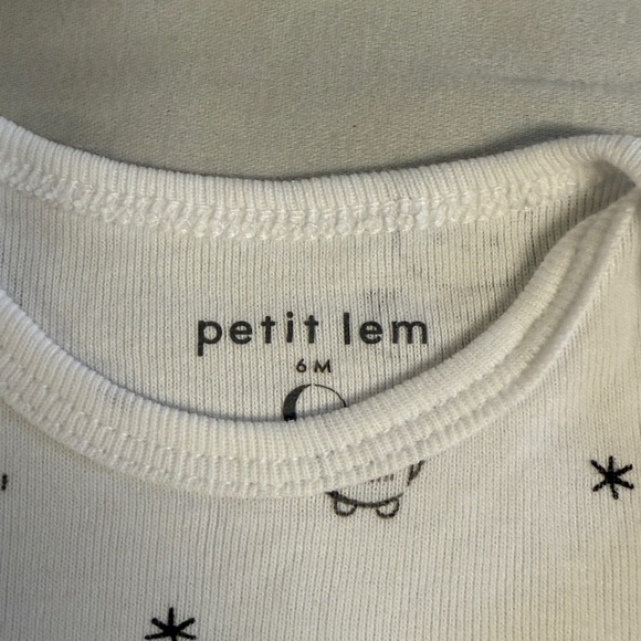 Petit Lem - White Onesie with bib - Picture 2 of 3